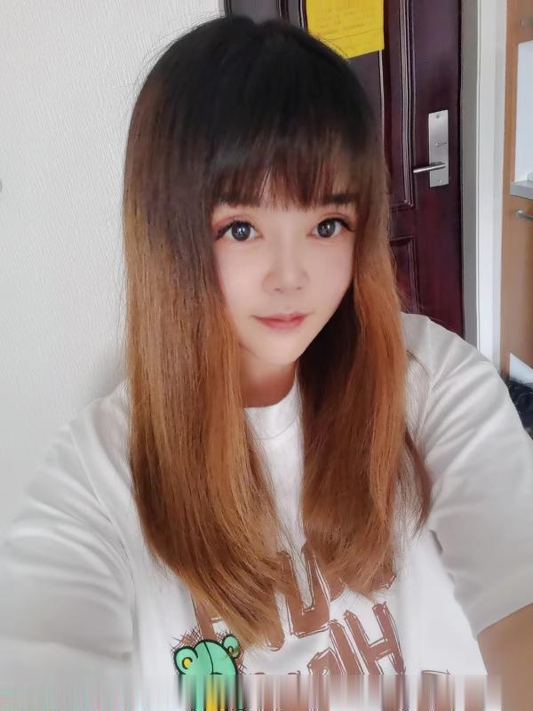 大奶抓龙根多多