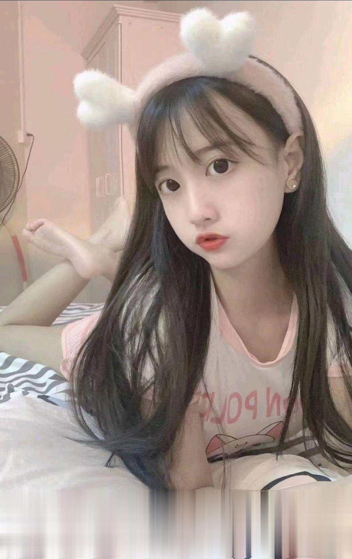 可无套的可爱萝莉