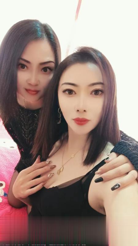 城阳双飞少妇大奶