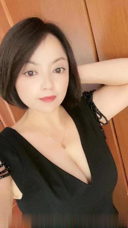 福山大胸泻火少妇