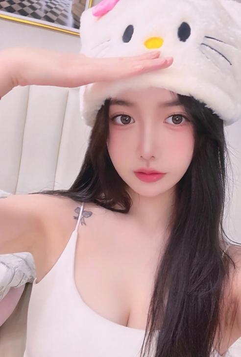 成都颜值超正口活相当可以各种姿势啪啪啪