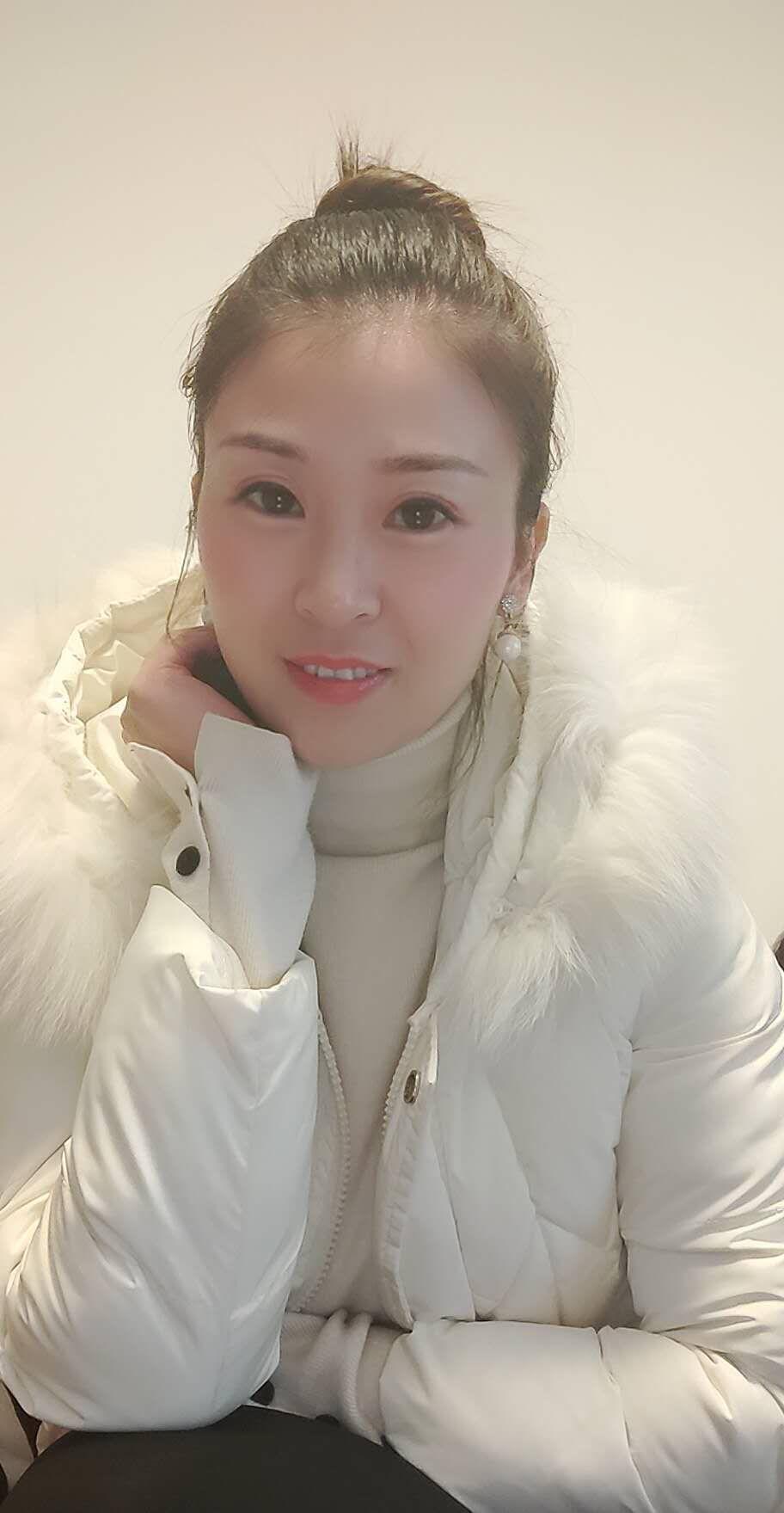 【成都】2020年5月20日性价比超高，附带精油开背项目的长腿美臀少妇