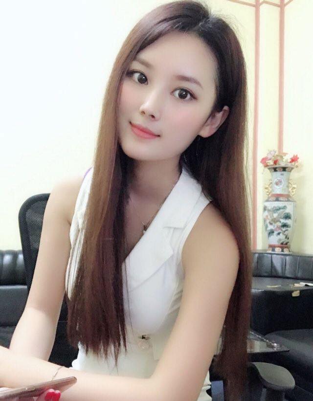 武侯区小仙女：极品高挑大气，火爆身材好服务