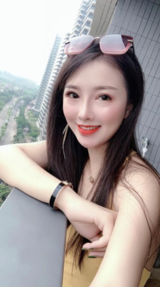 成华区思嫣：长腿酥胸粉嫩有气质，浪荡风骚配合好