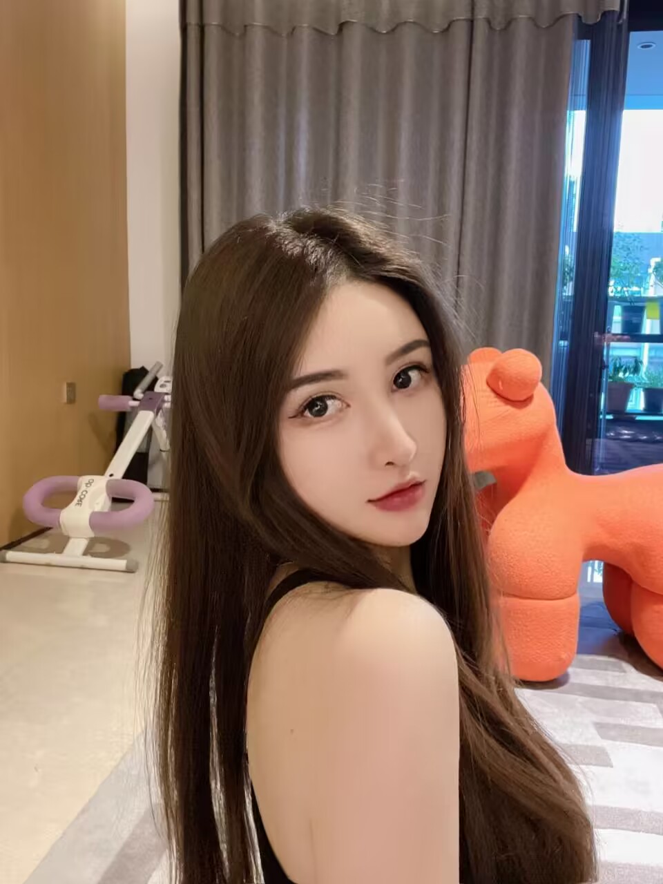 一个在烟台的大奶妹