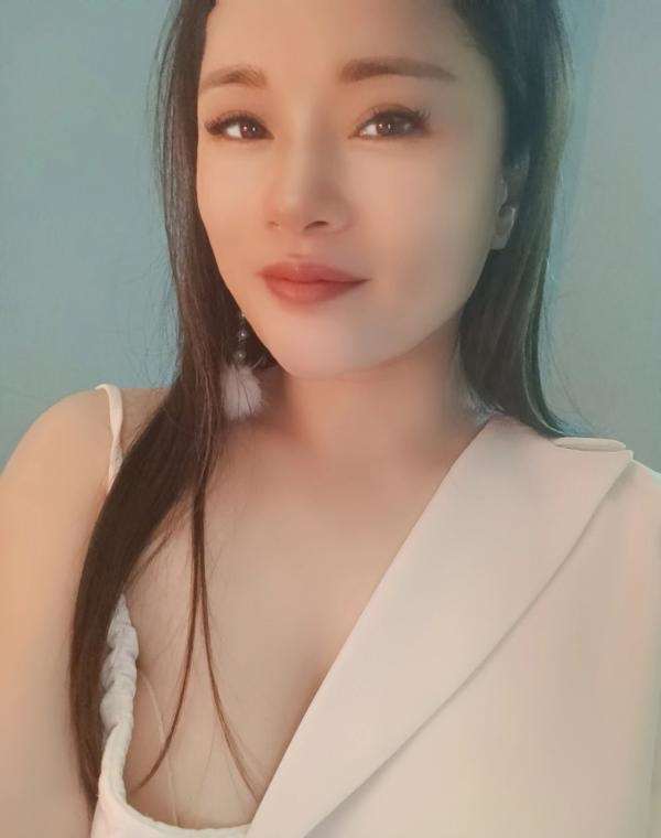 罗湖冰雪美人