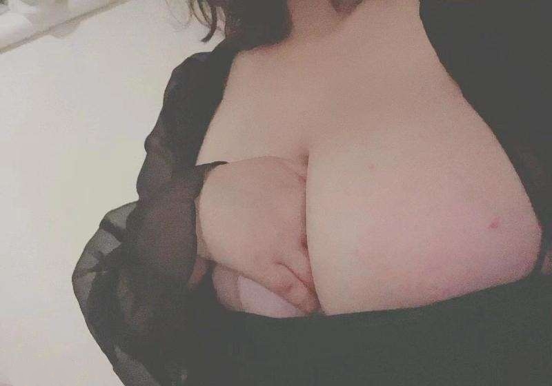 市北巨乳嫩妹F杯