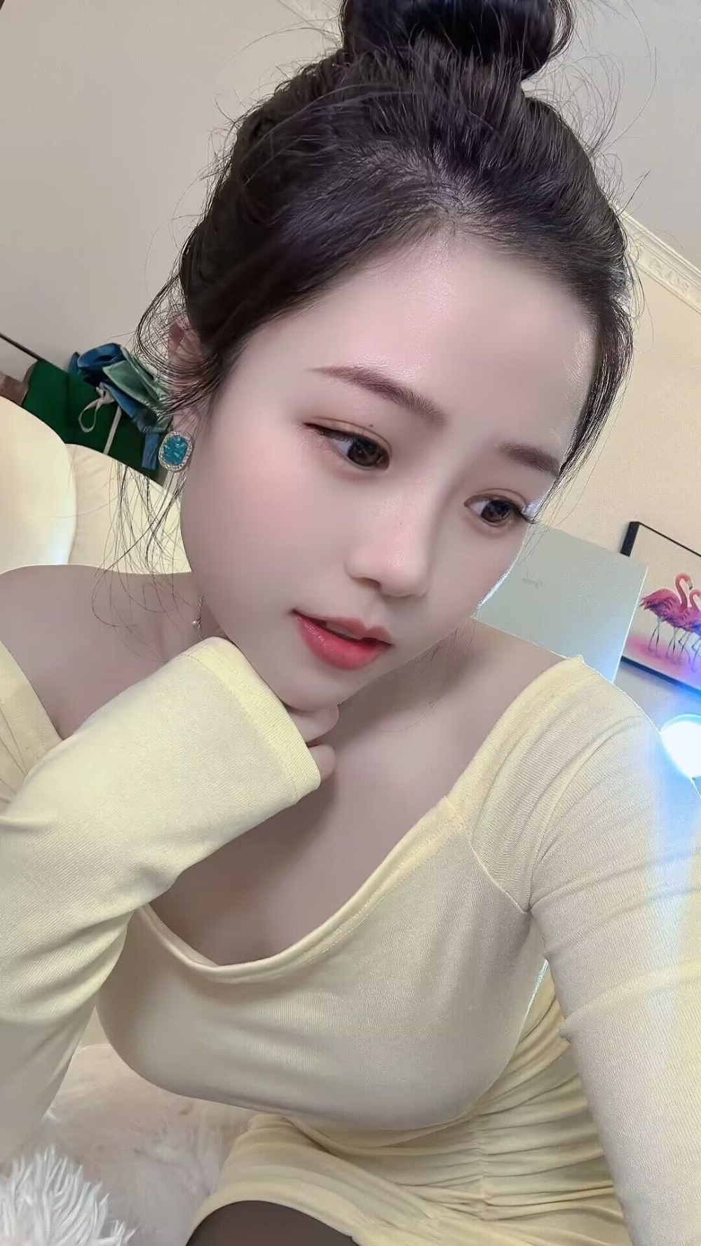 长相甜美叫声酥脆的高颜值小姐姐