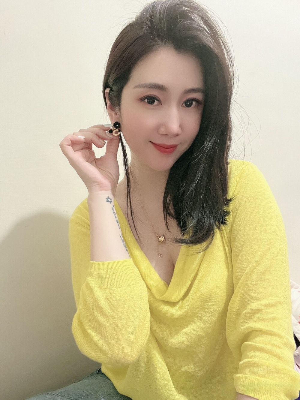性价比超高的兼职小骚妇