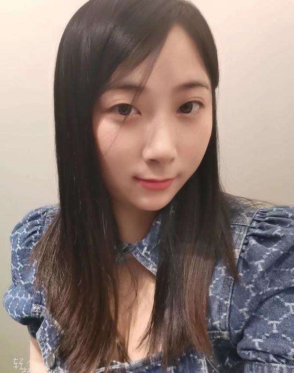 动物园附近小姐姐